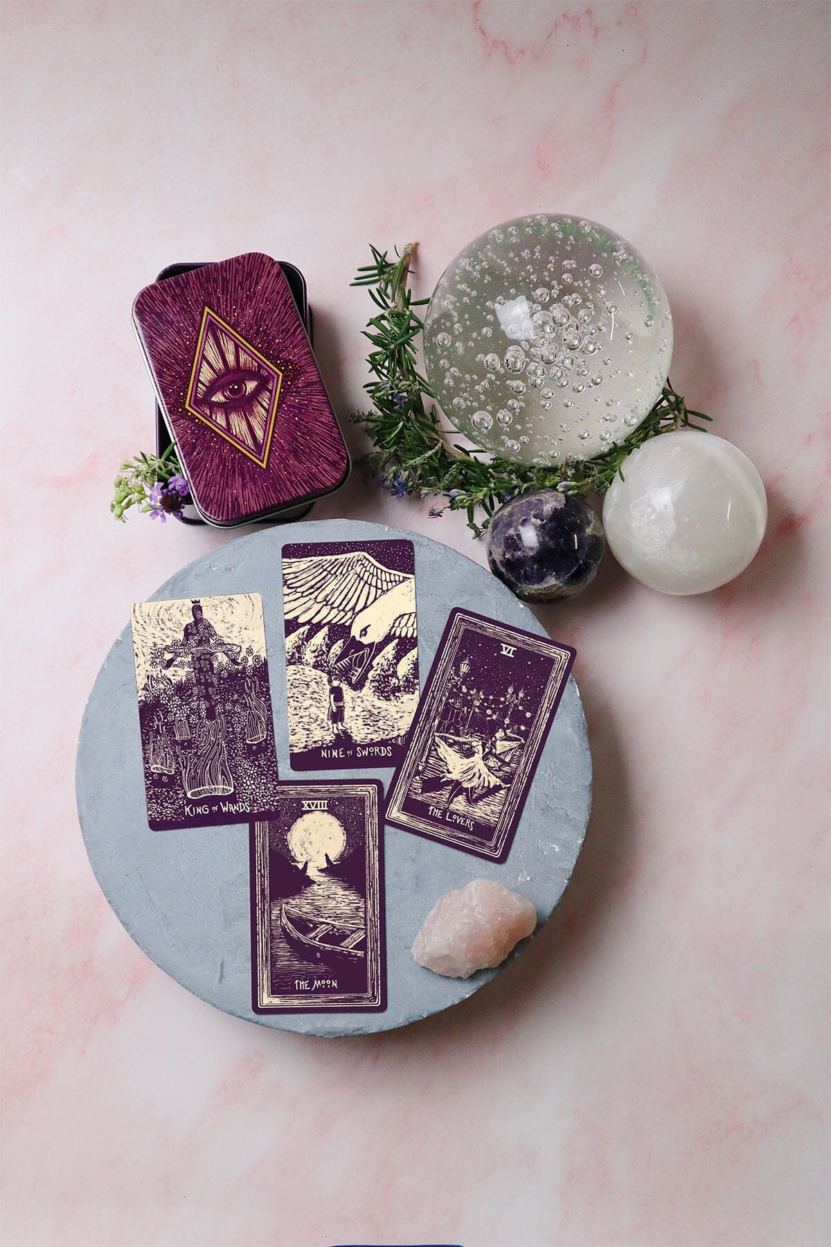 Tarot-Kartendeck mit Goldschnitt